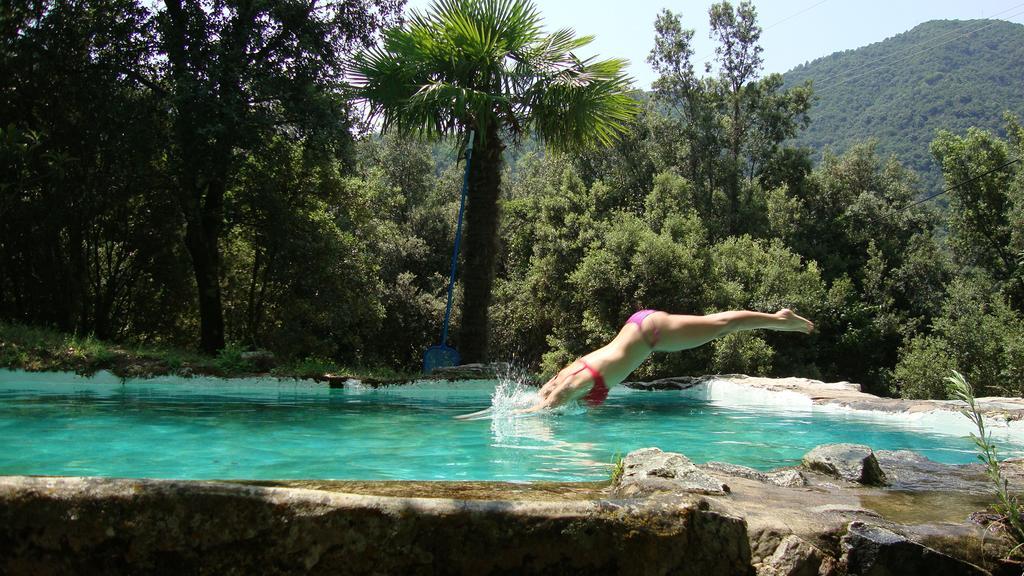 Mas Els Terrats Guest House Susqueda Bagian luar foto